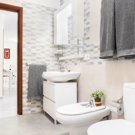 Casa Julia 2 Gran Piso Vistas Playa Teresitas 4 Pax *